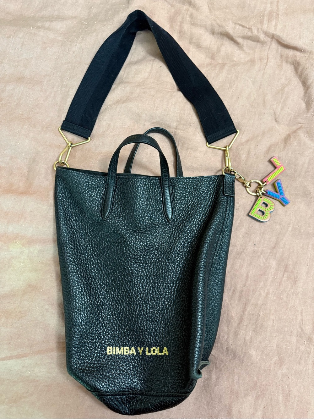 Bimba y Lola Black Textured Leather Tote with Strap